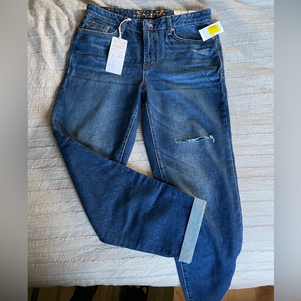 Seven7 Marilyn relaxed boyfriend jeans size 6. New